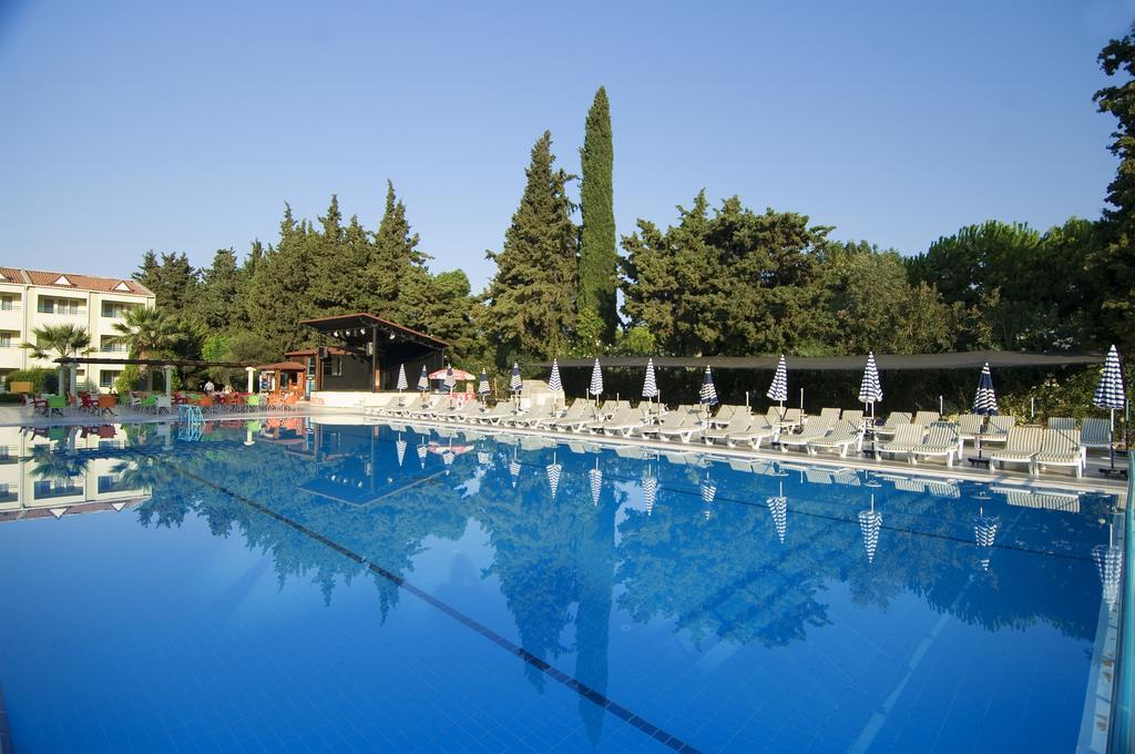 La Santa Maria Hotel Kusadası Extérieur photo