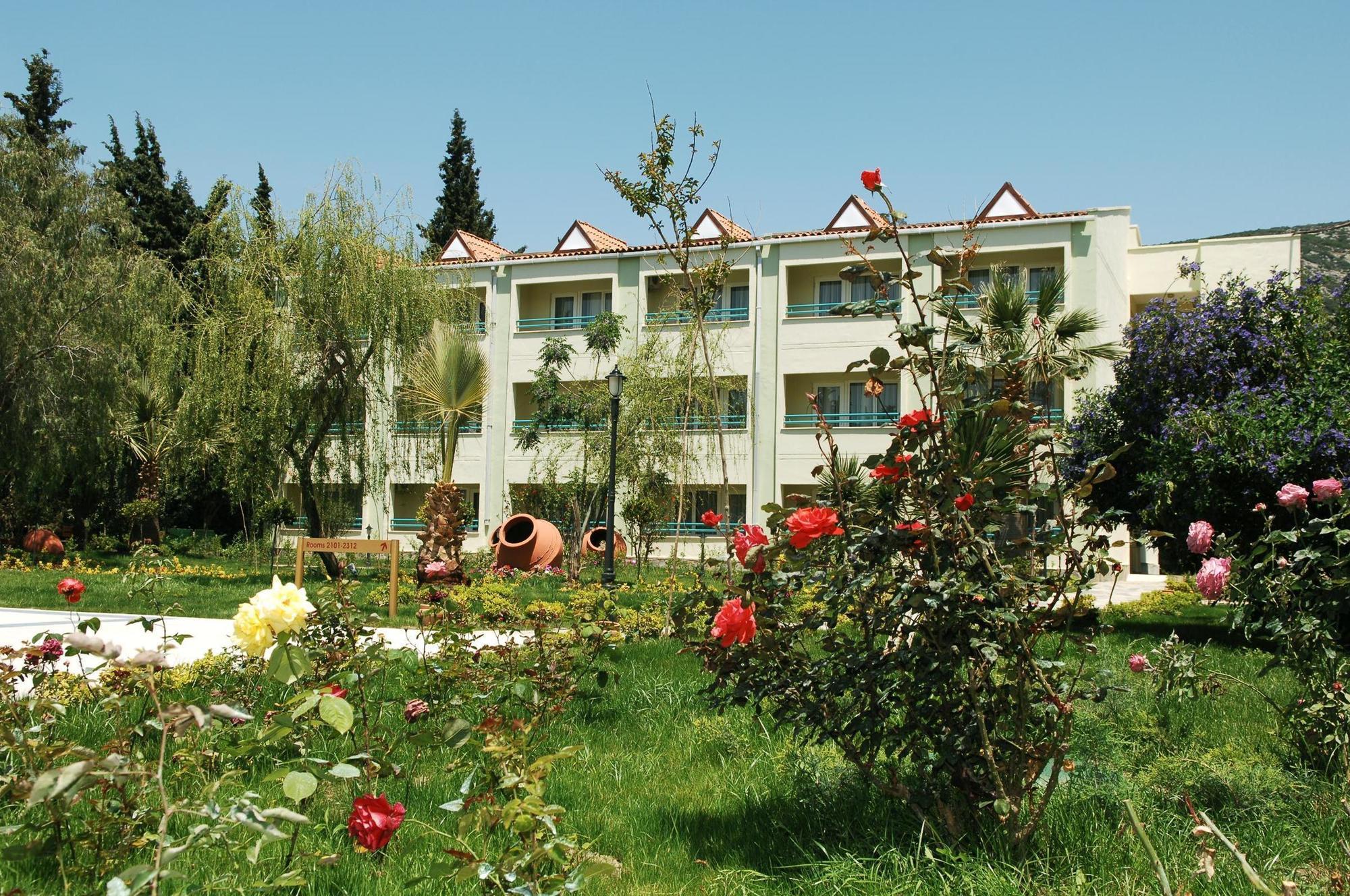 La Santa Maria Hotel Kusadası Extérieur photo