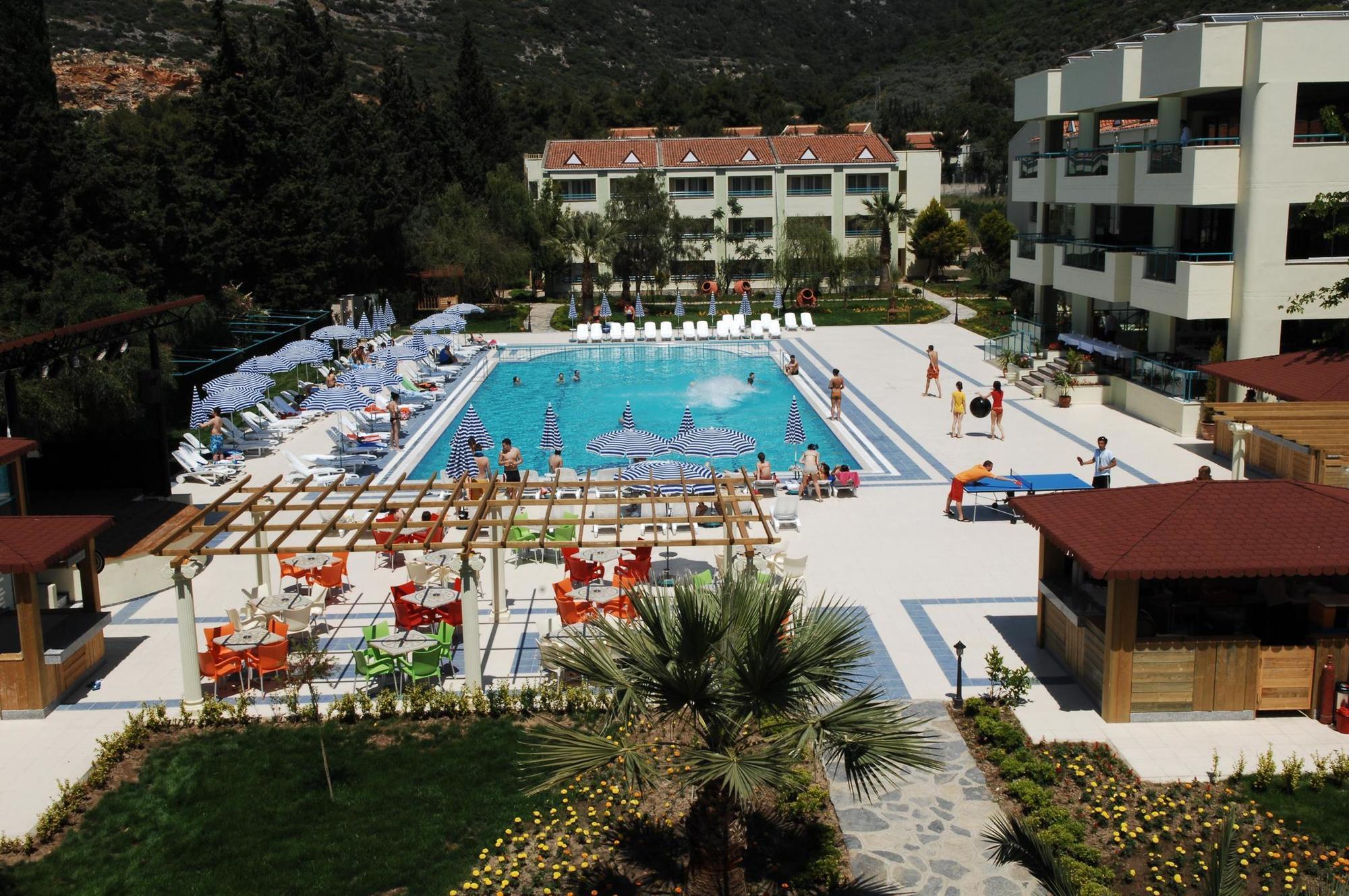 La Santa Maria Hotel Kusadası Extérieur photo