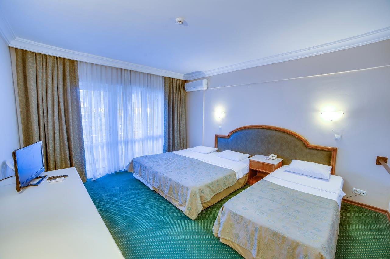 La Santa Maria Hotel Kusadası Extérieur photo